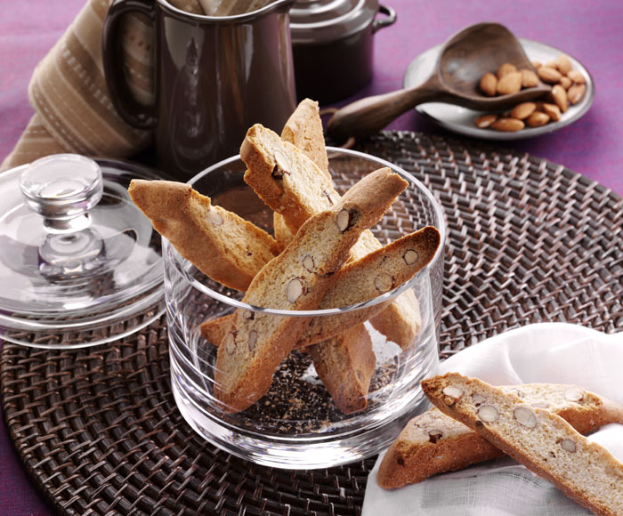 almond biscotti.jpg
