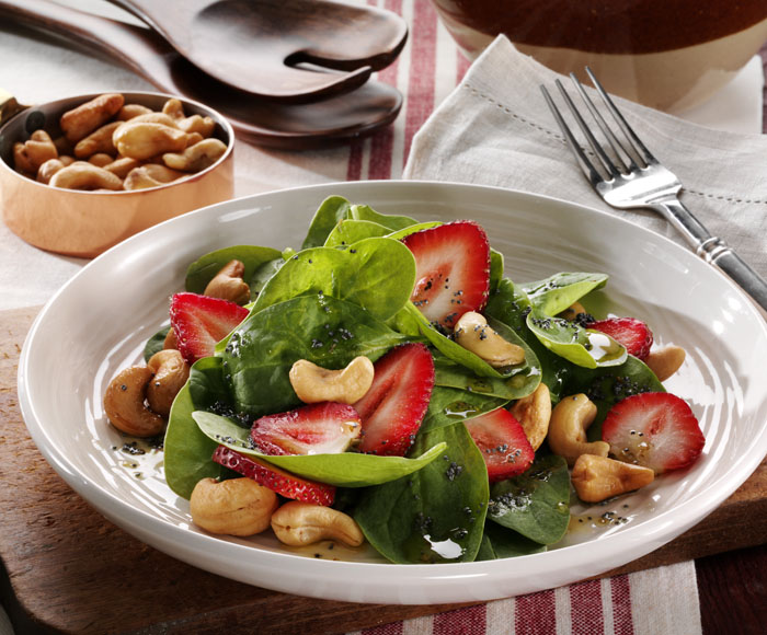 cashew strawberry spinach poppyseed.jpg