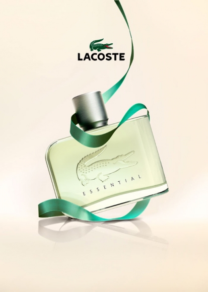 vucx-xmas-lacoste.jpg
