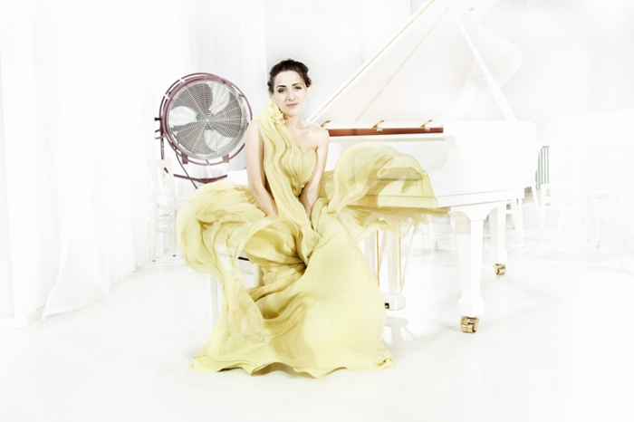 Bechstein Studio Portrait 0100 (2).jpg
