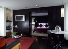 :  gallery