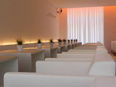 Frankfurt [Germany]: The Pure