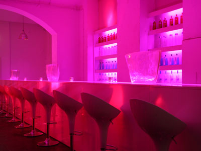 Frankfurt [Germany]: The Pure