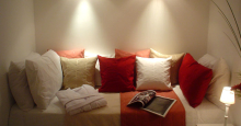 :  gallery