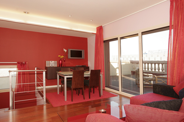 RENT CITY APARTMENTS S. L.