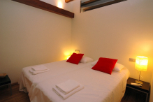 :  gallery