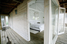 :  gallery