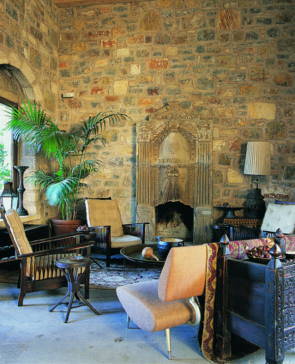 Ada Hotel