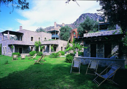 Ada Hotel