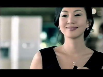 Zap Production Services : Client: Samsung, Director: Cha En-Tak, D.O.P.: Ben Davies