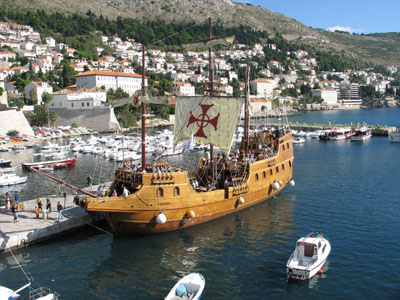 Dubrovnik: Adriatic Productions 
