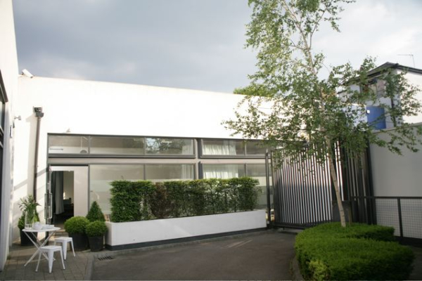 Sola Studio