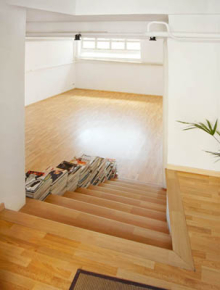:  gallery