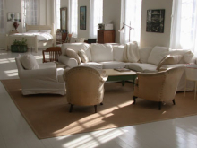 :  gallery
