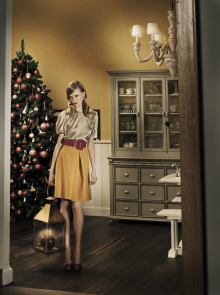 :  gallery