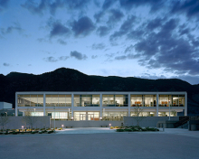 :  gallery