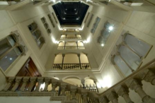 :  gallery