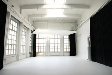 :  gallery