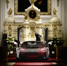 :  gallery