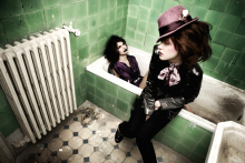 :  gallery
