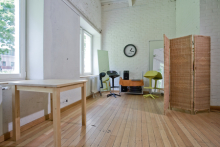 :  gallery