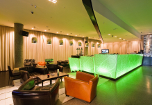 :  gallery