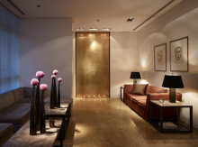 :  gallery