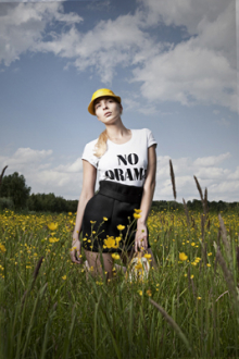 Model: Annemarie gallery
