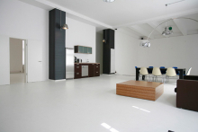 :  gallery