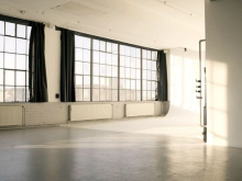 :  gallery