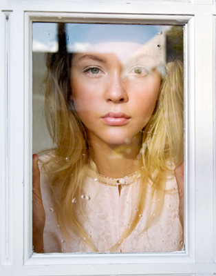 Julie Dickinson