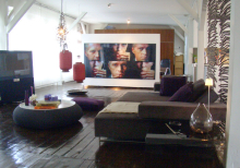 :  gallery