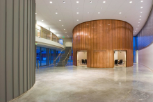 :  gallery
