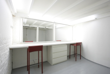 :  gallery