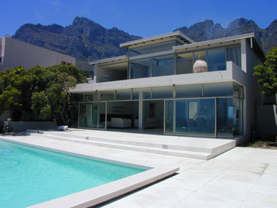 Cape Town [South Africa] : Euro connection