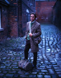 London: Alwyn R Coates