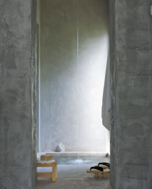 :  gallery
