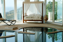 :  gallery