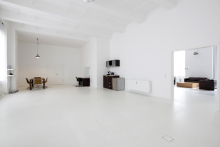 :  gallery