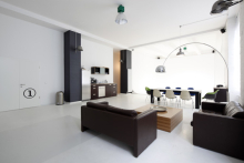 :  gallery