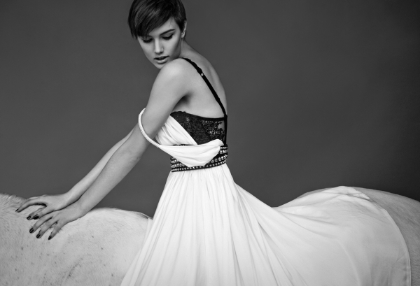  : Photographer: christoph köstlin, Styling: yvonne reichmuth , Hair + Make Up: rachel wolfisberg, Model: ronja f. (option), Photographers' Assistant: regina jäger 