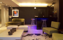 :  gallery