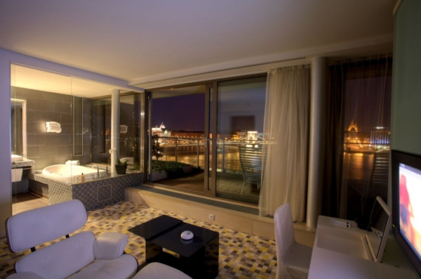 Lanchid 19 Design Hotel