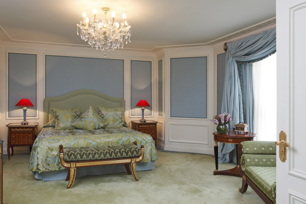 The Bentley – Waldorf Astoria Collection