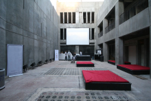 :  gallery