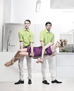 COVER PHOTO: RAFAEL DELCEGGIO