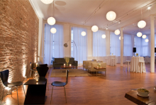 :  gallery