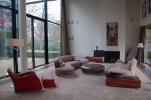 :  gallery