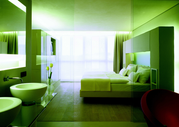 Side Hotel