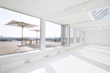 :  gallery
